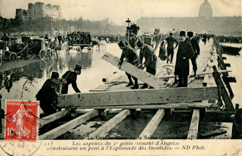 Esplanade des Invalides