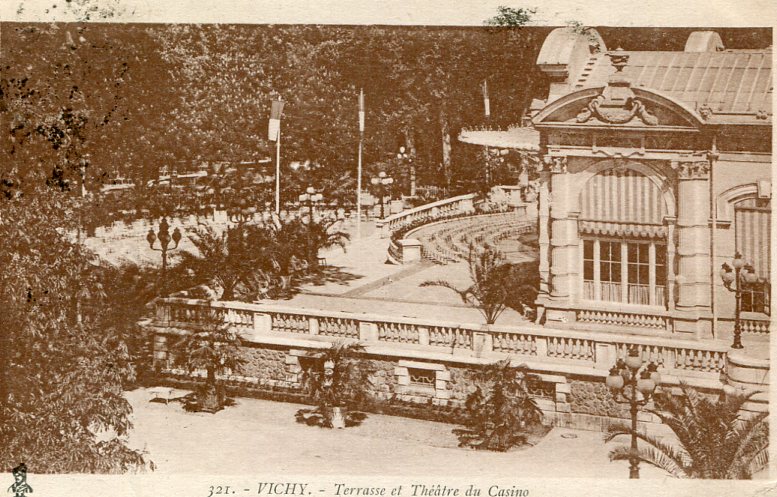 Terrasse et Théâtre du Casino