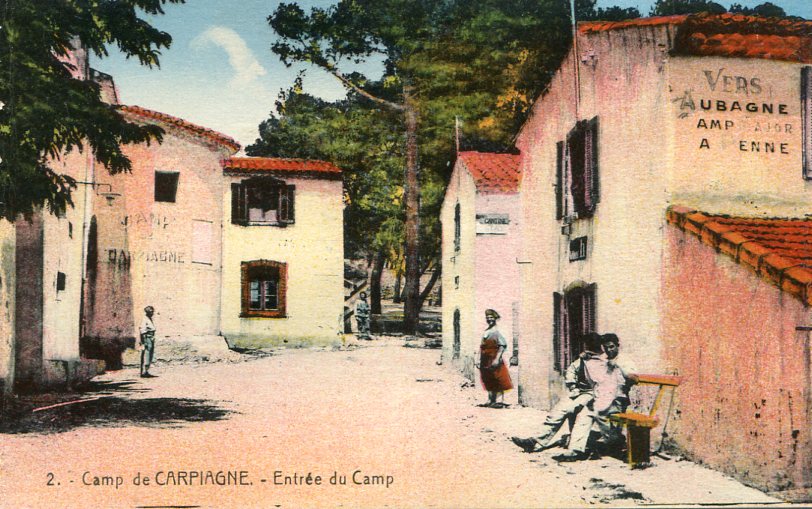 2 - Entrée du Camp