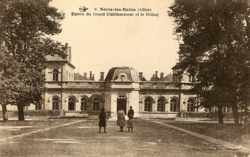 Entrée de l' Établissement et le Dôme