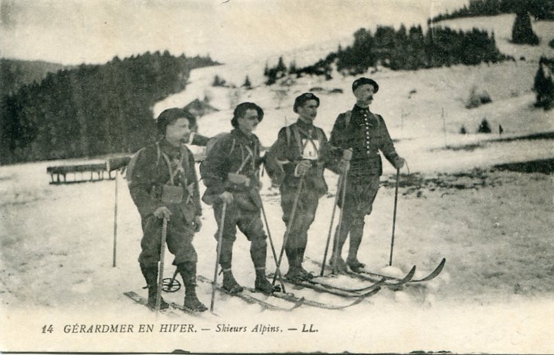 Skieurs alpins