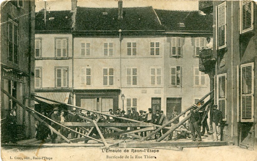 Barricade rue Thiers