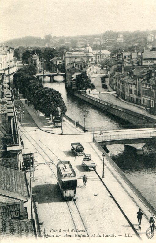 Quai et Canal