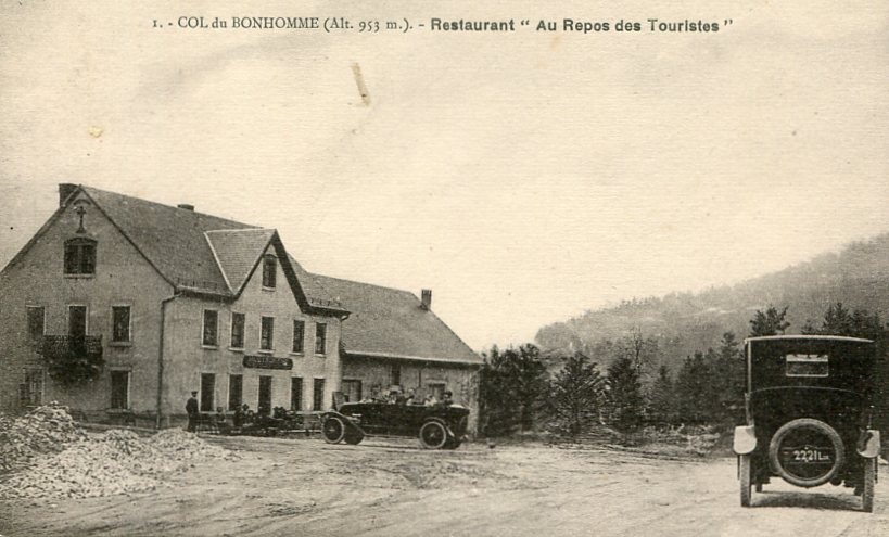 28 - Au repos des touristes