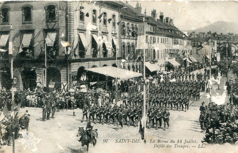 Revue du 14 juillet