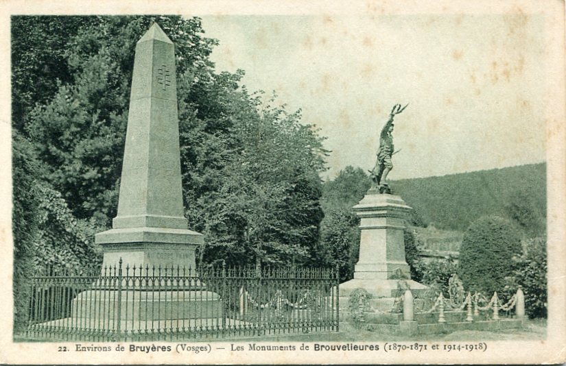 Monuments aux Morts militaires