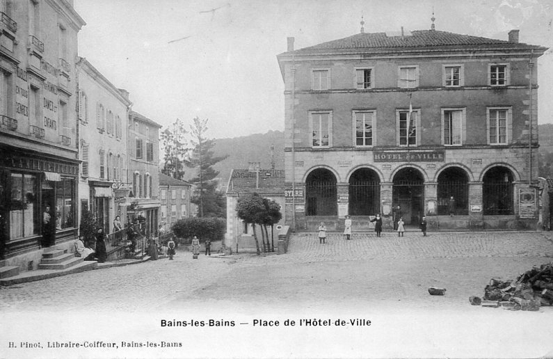 Hôtel de Ville (Place de l')