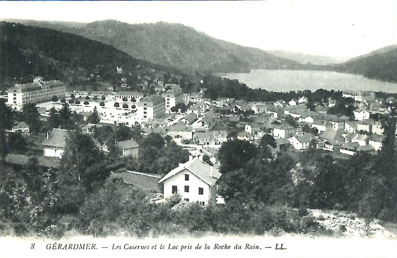 Vue prise de la Roche du Rain
