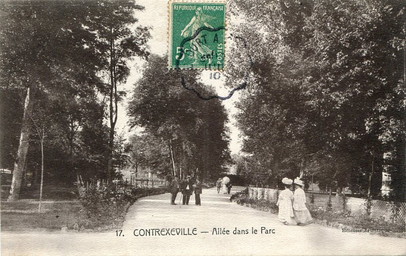Allée dans le Parc