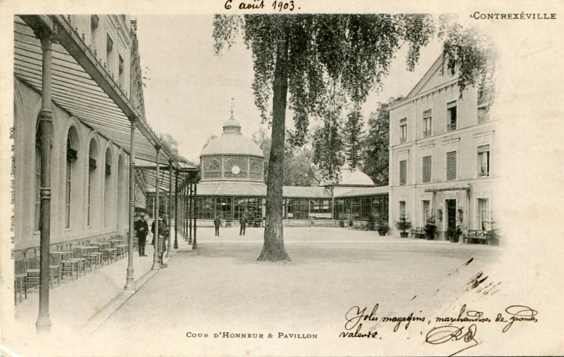 Cour d'honneur de l'Établissement