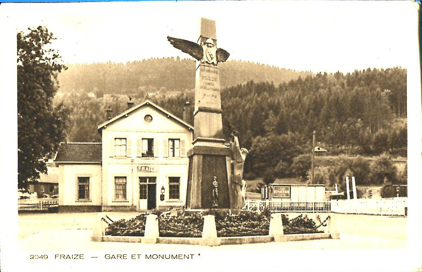Gare et Monument