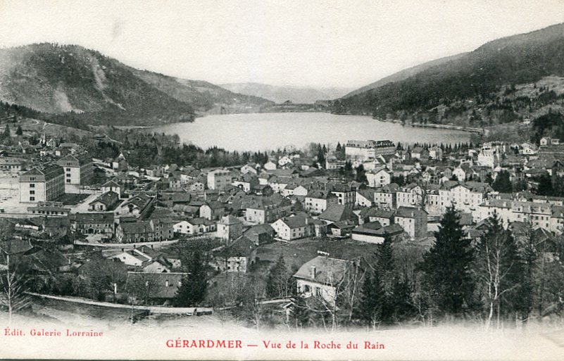 065 - Vue prise de la Roche du Rain