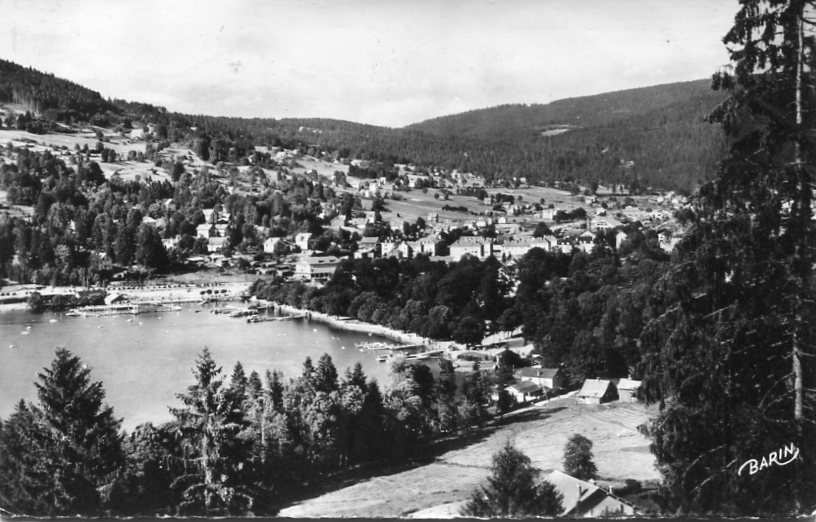 140 Vue prise à la Roche du Renard