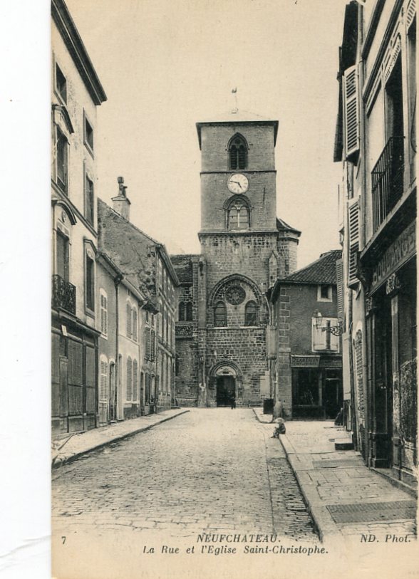 Saint-Christophe (Rue) et l'Église
