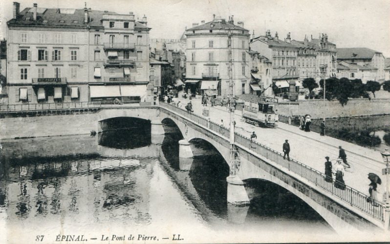 Pierre-LeopoldBourg-03