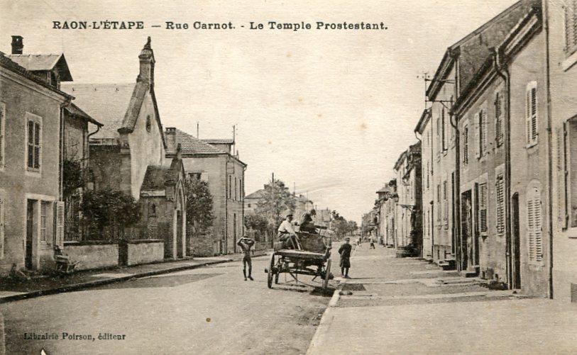 Rue Carnot et Temple protestant